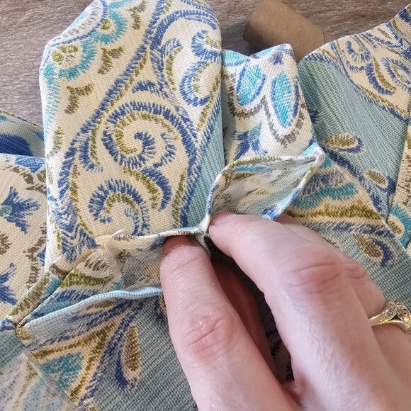 2 Waverly Home Classics Moonlit Medallion Celestial Valances Multicolored Blue - Picture 5 of 8